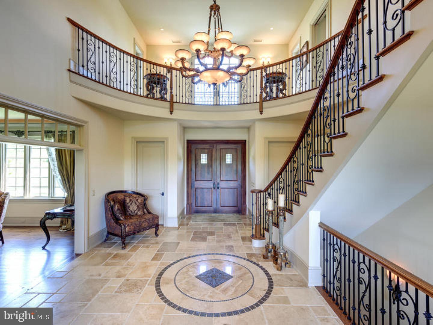 PINE CREEK - Residential