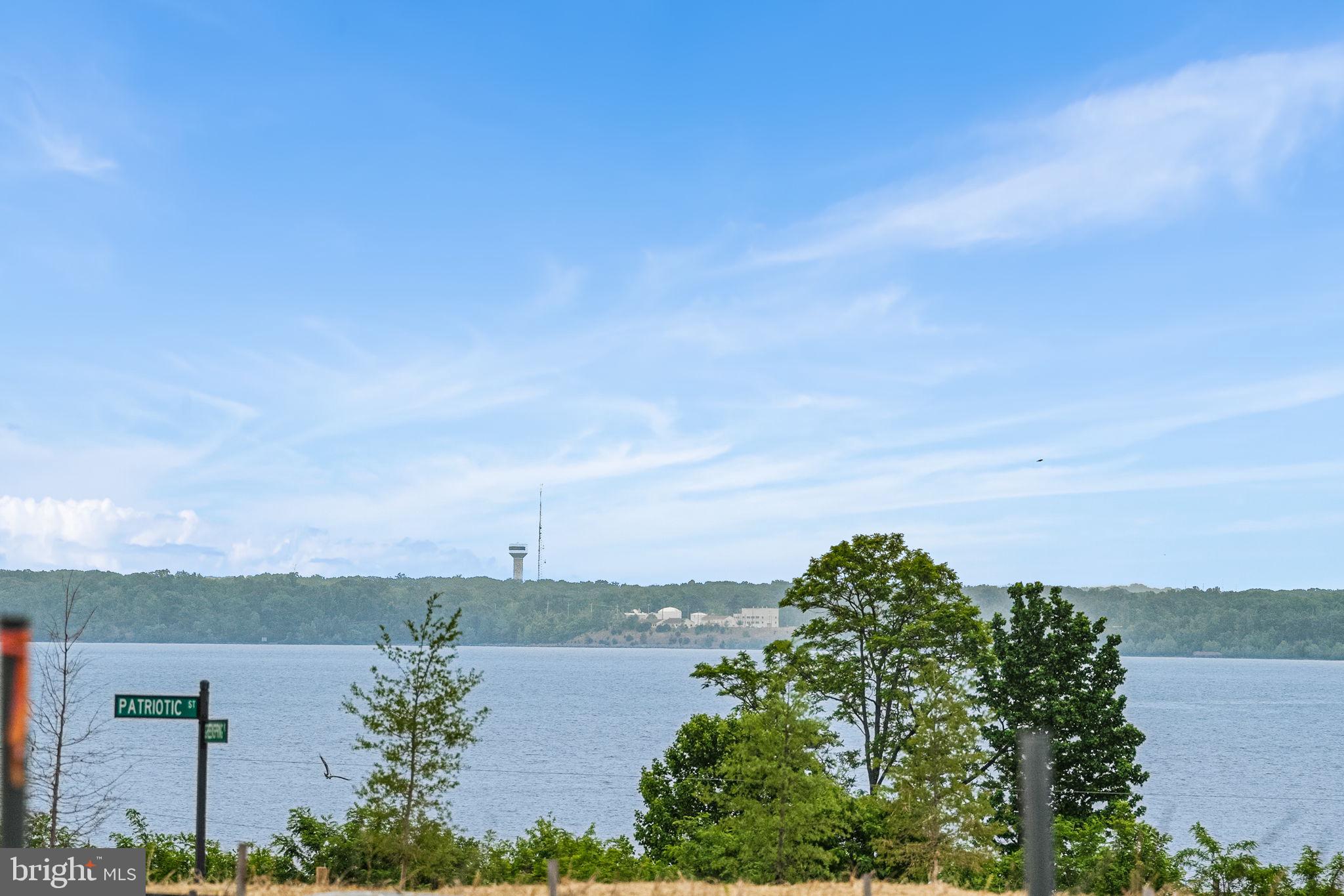 POTOMAC SHORES - Residential