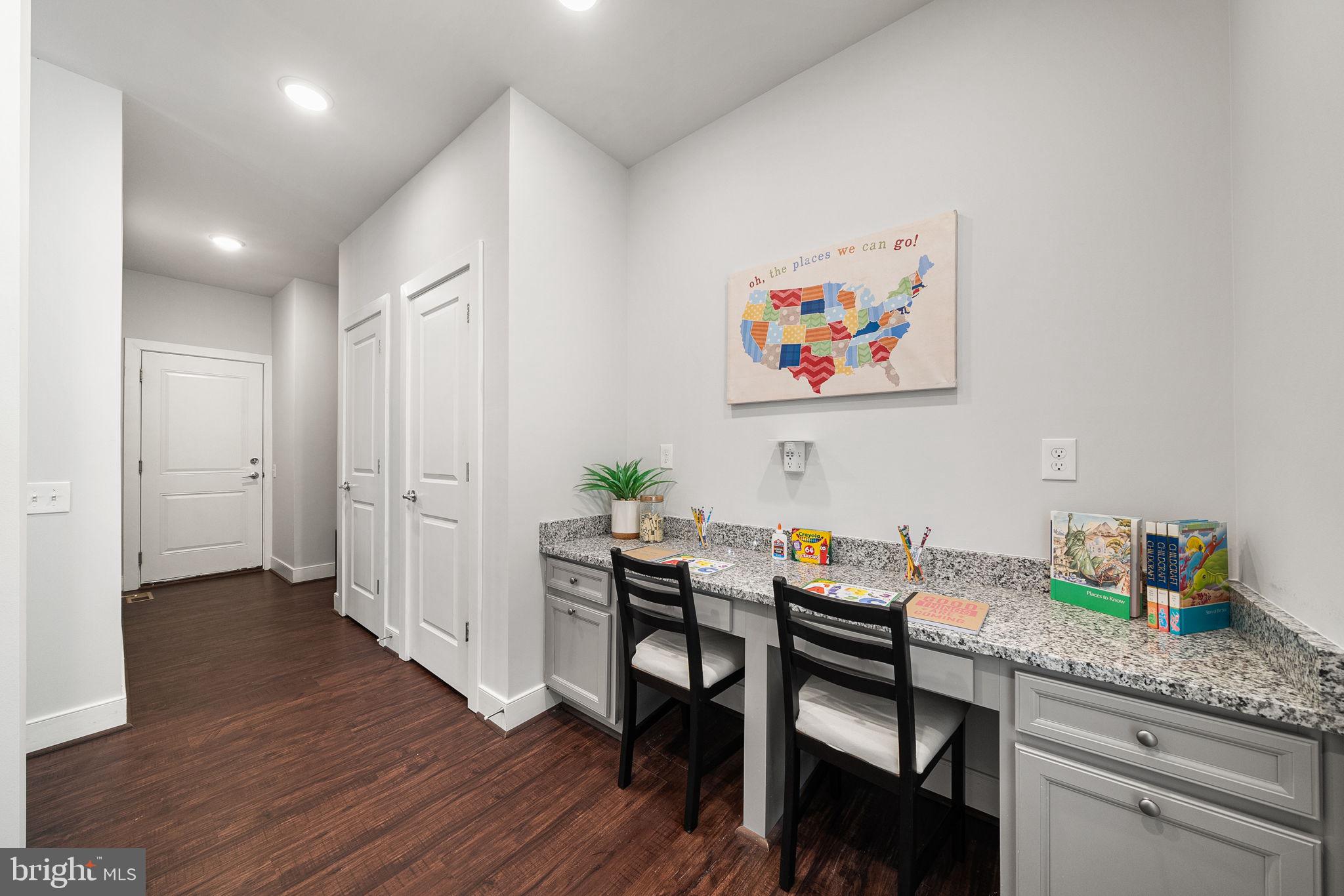POTOMAC SHORES - Residential