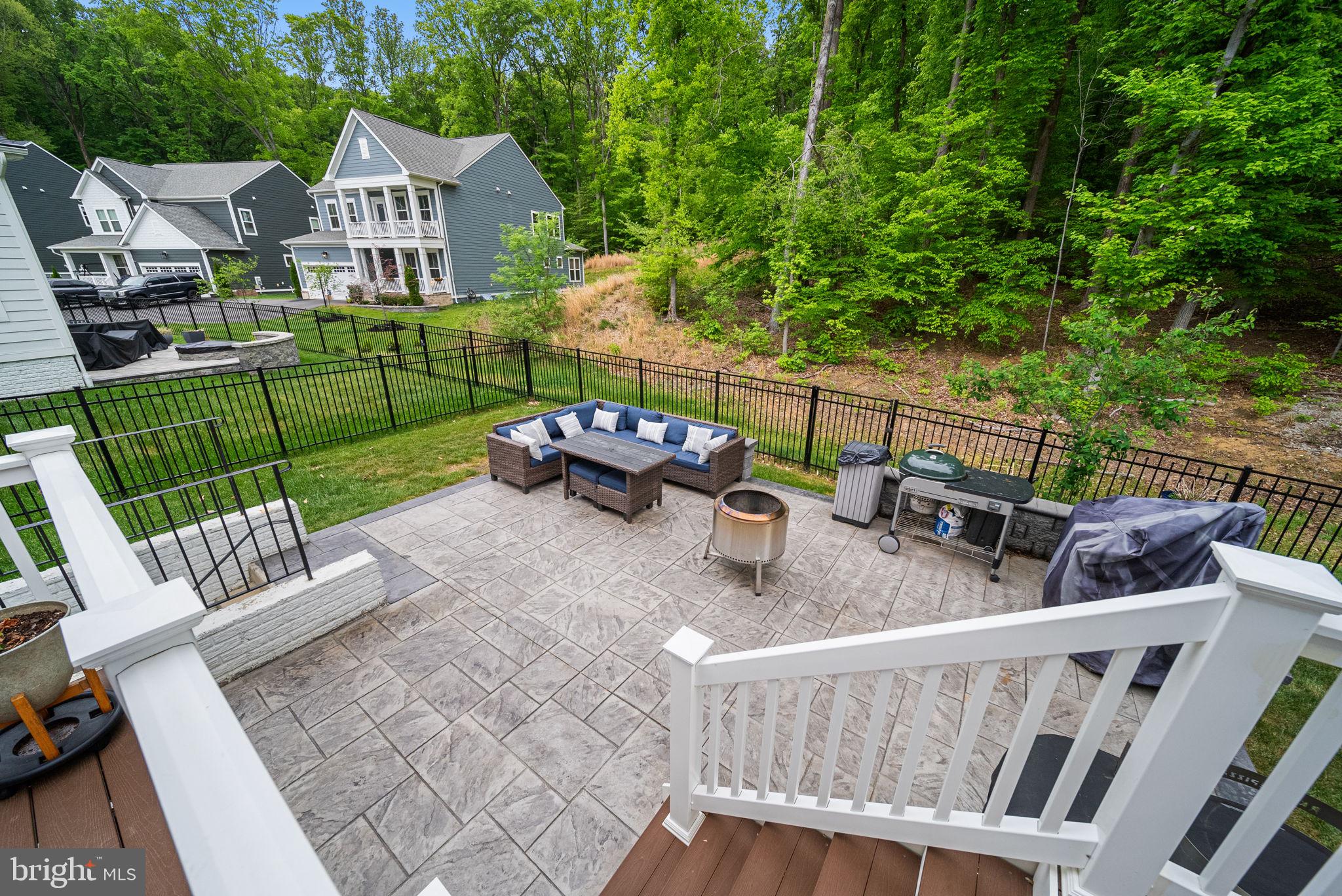POTOMAC SHORES - Residential