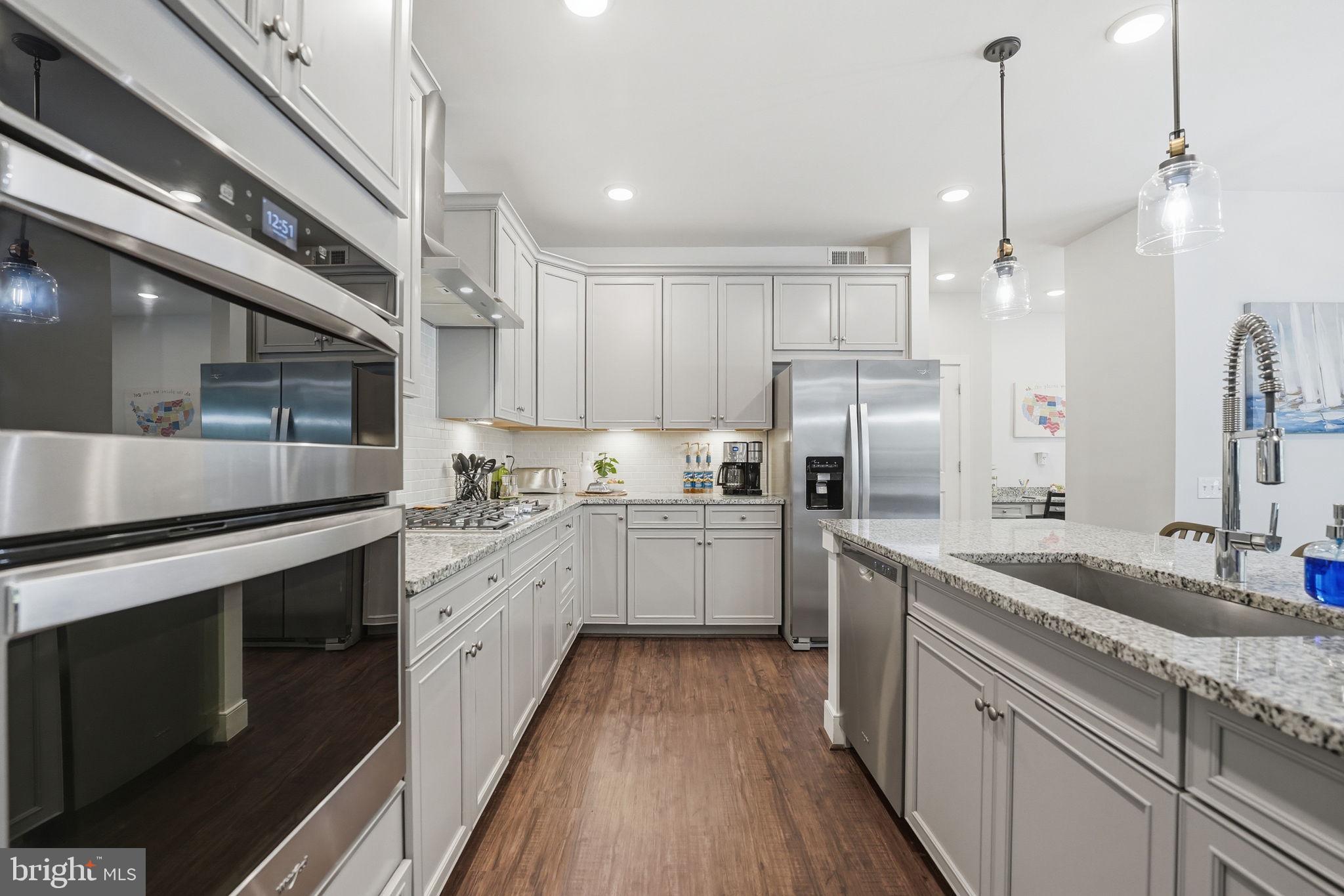 POTOMAC SHORES - Residential
