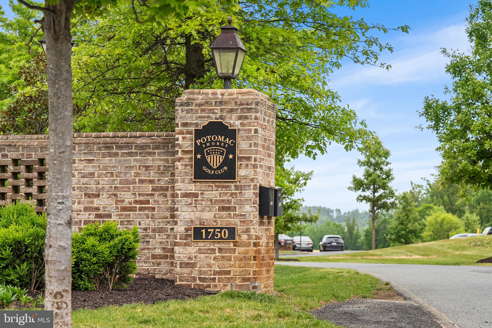 POTOMAC SHORES - Residential