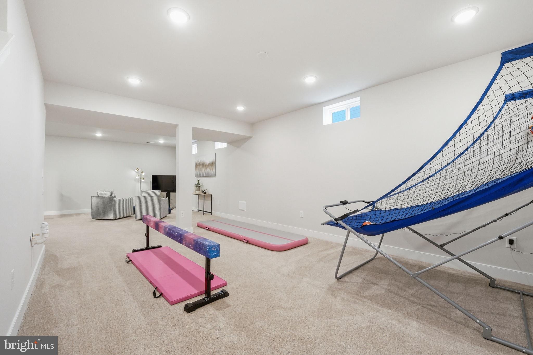 POTOMAC SHORES - Residential