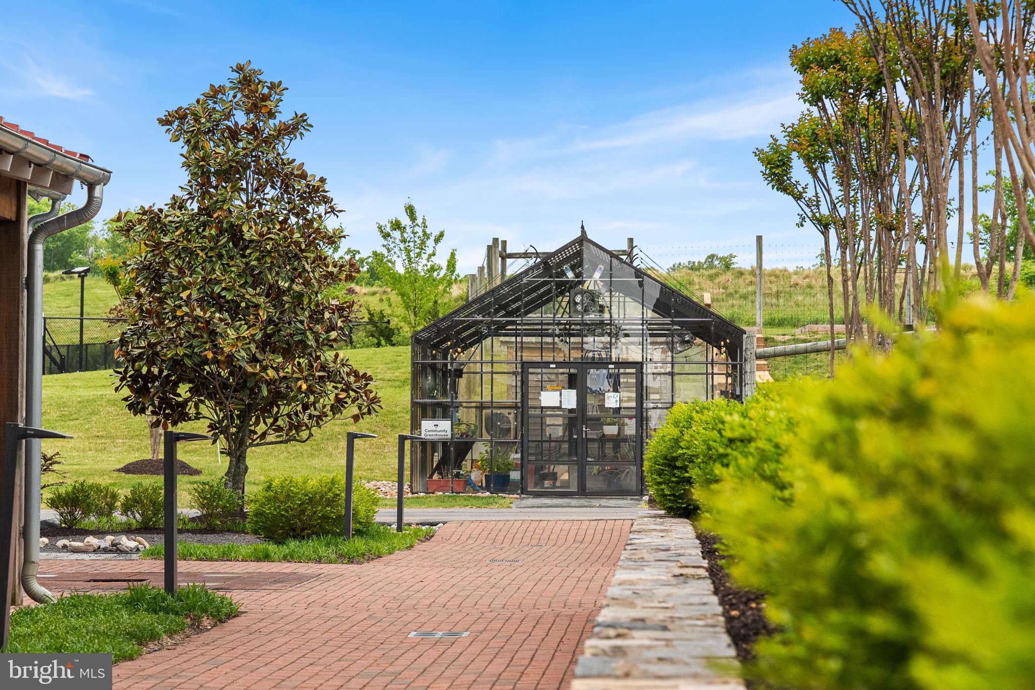 POTOMAC SHORES - Residential