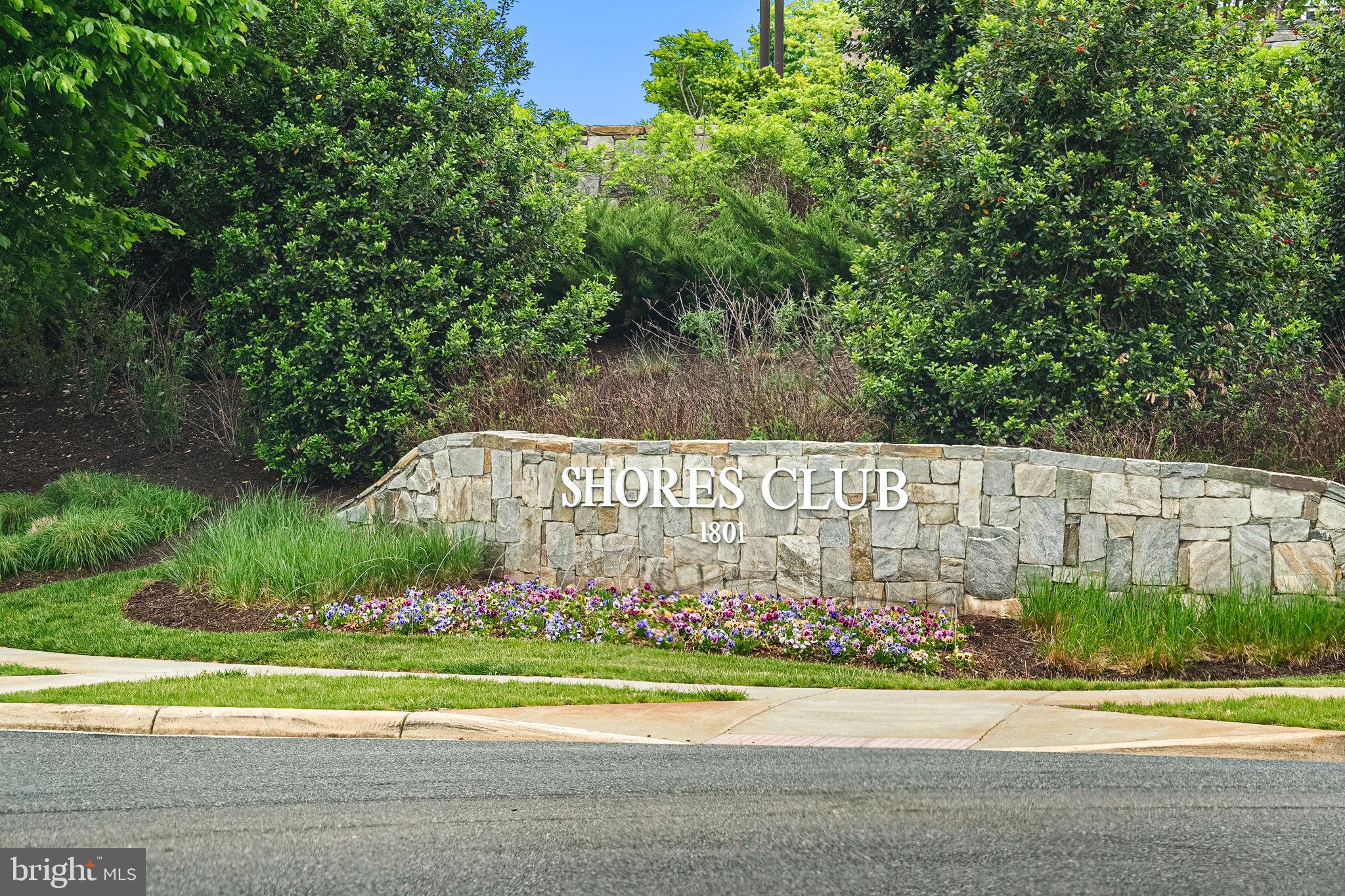 POTOMAC SHORES - Residential