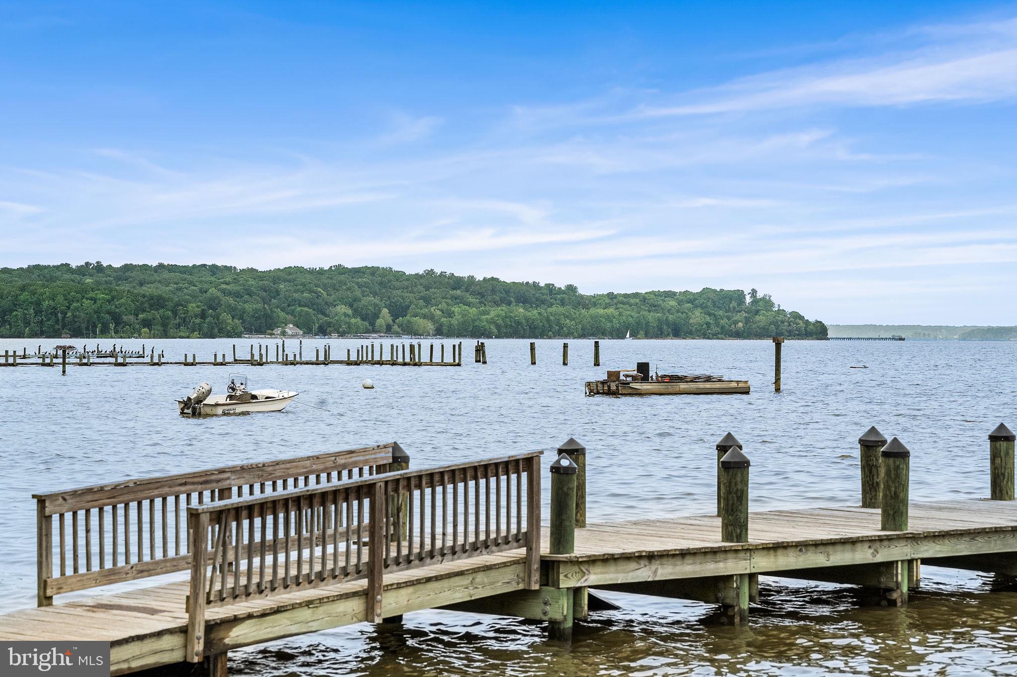 POTOMAC SHORES - Residential