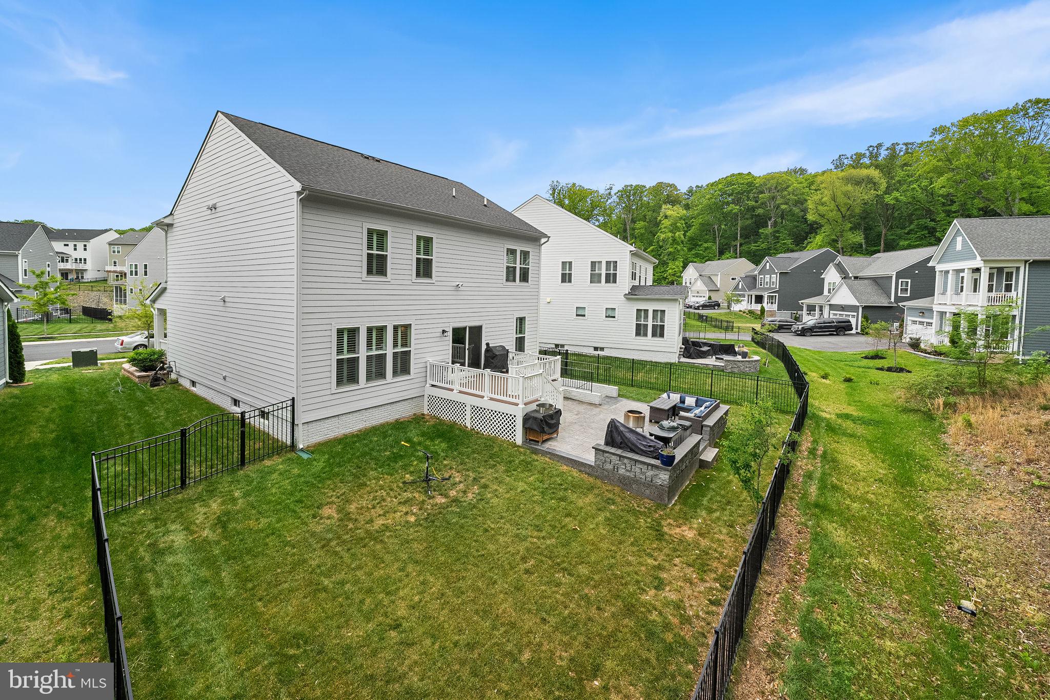 POTOMAC SHORES - Residential