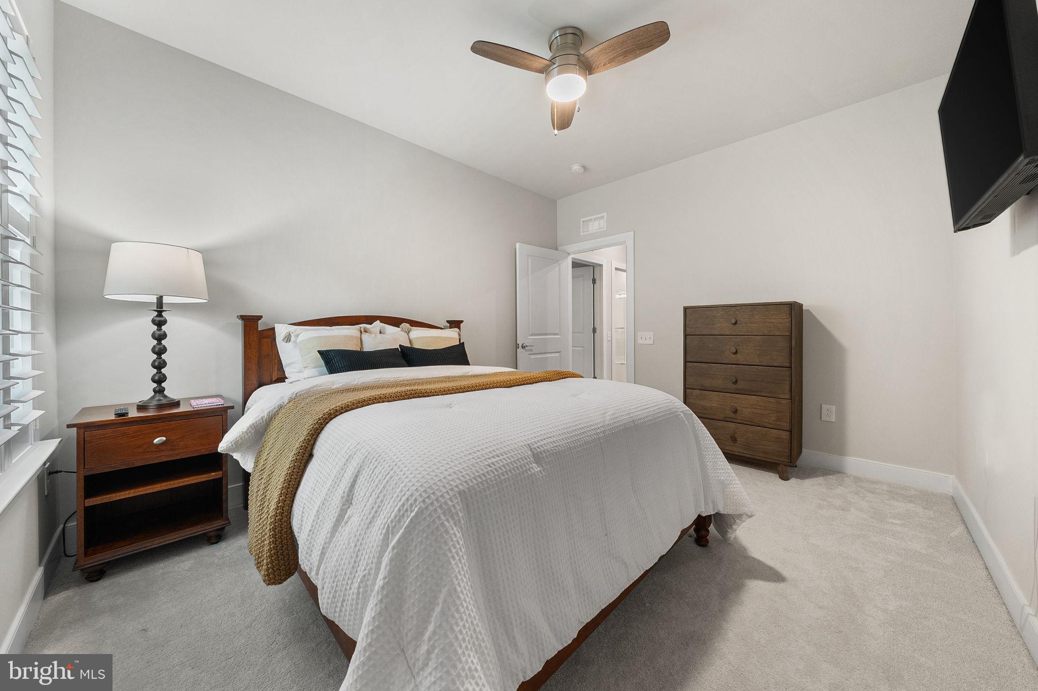 POTOMAC SHORES - Residential