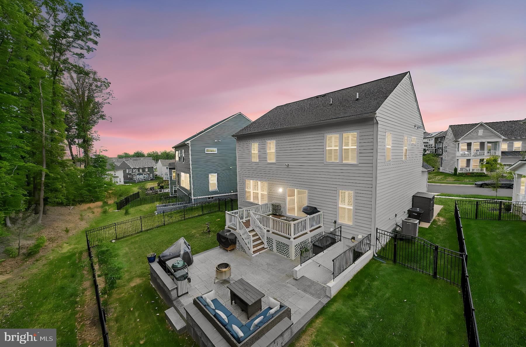 POTOMAC SHORES - Residential