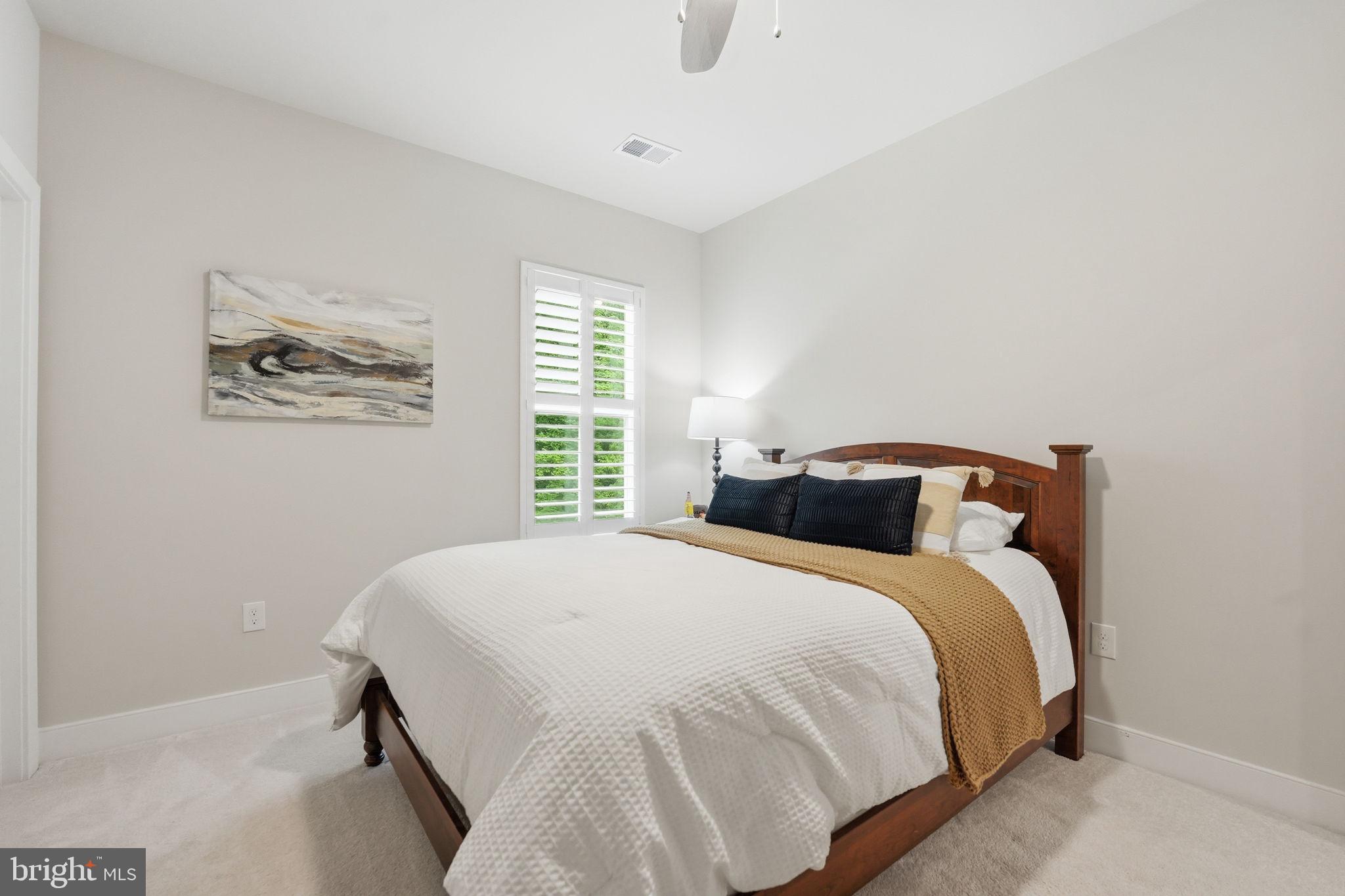POTOMAC SHORES - Residential