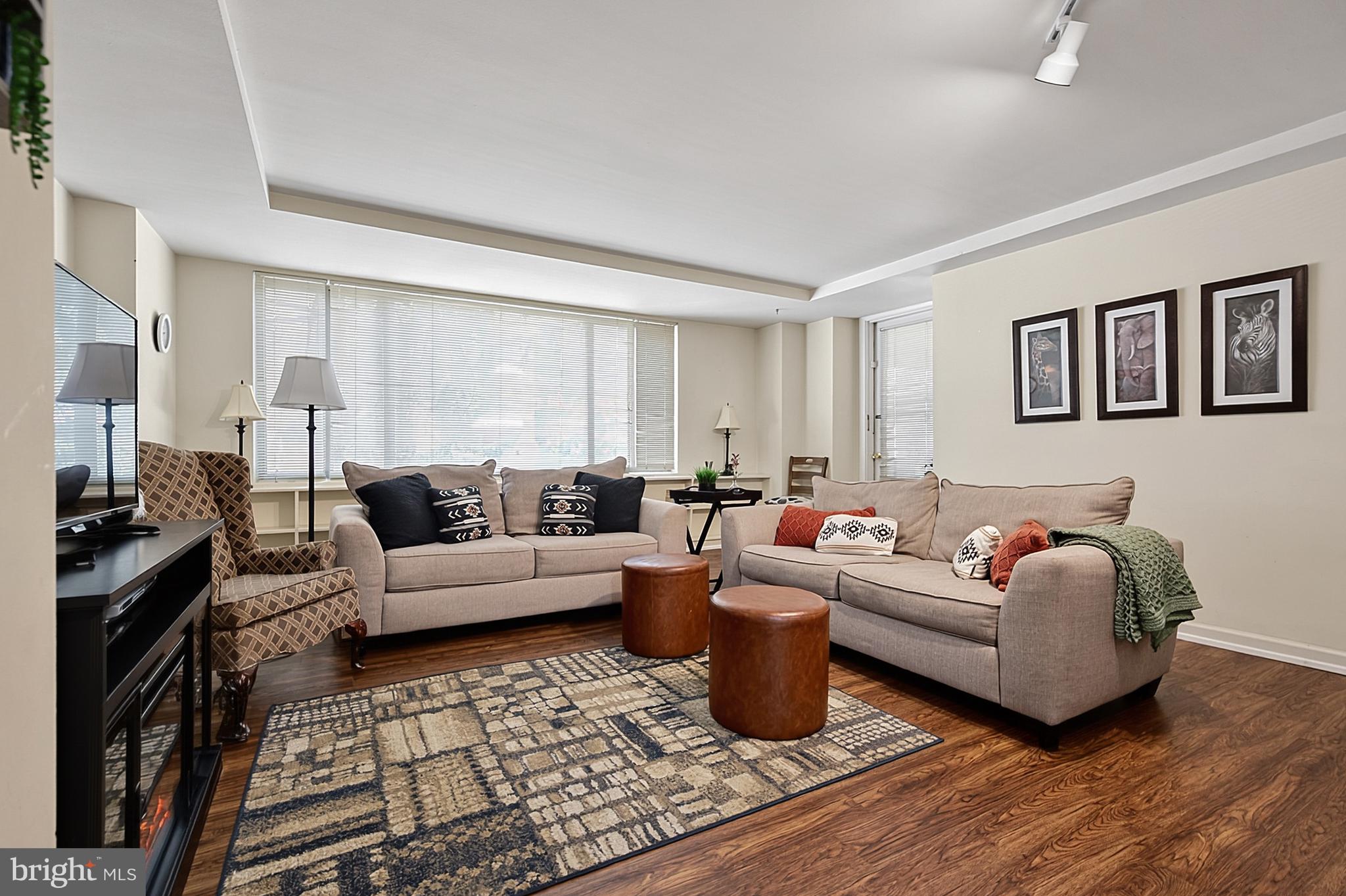 1121 ARLINGTON BOULEVARD 206