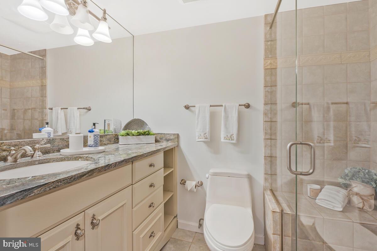 SOUTHGATE CONDO - Residential