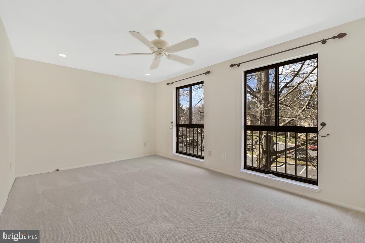 SOUTHGATE CONDO - Residential