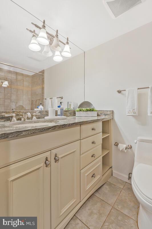 SOUTHGATE CONDO - Residential