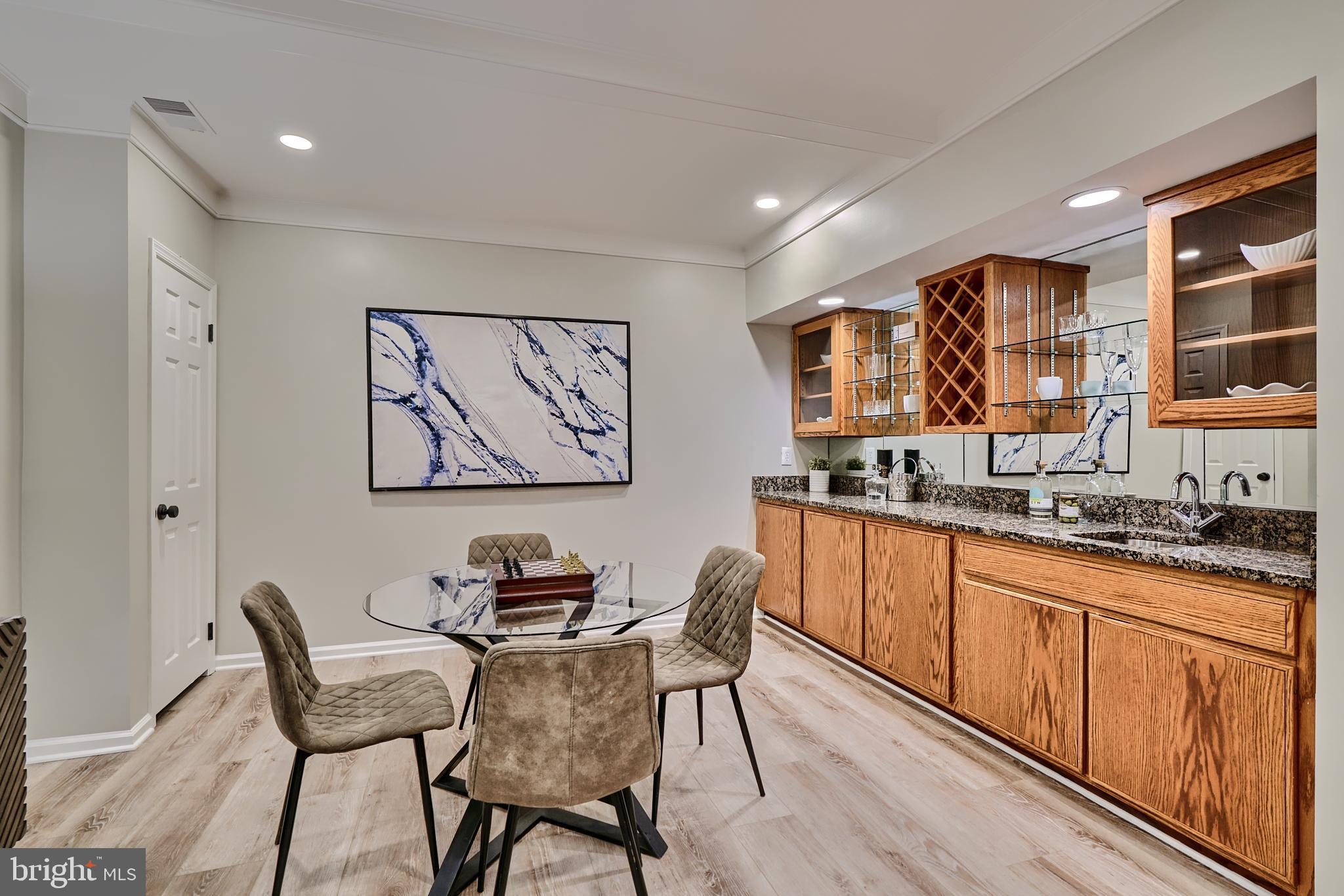 ALTA VISTA - Residential