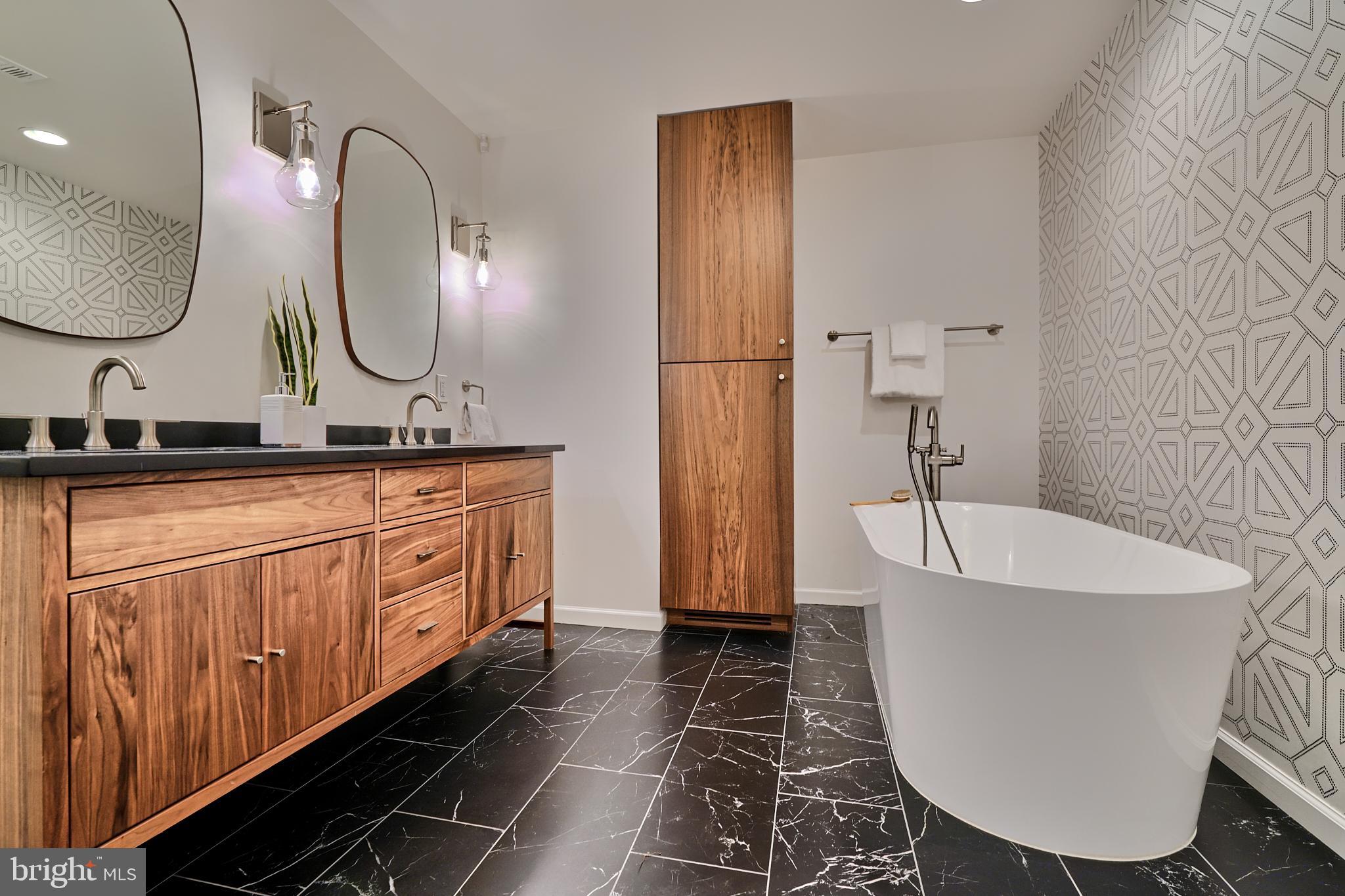 ALTA VISTA - Residential