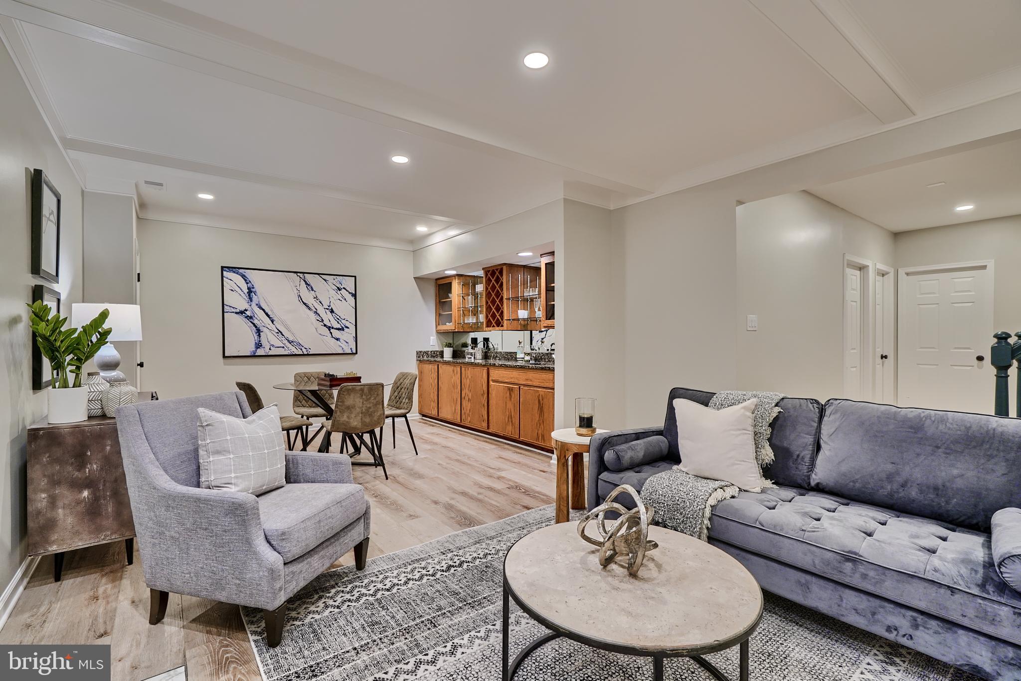 ALTA VISTA - Residential