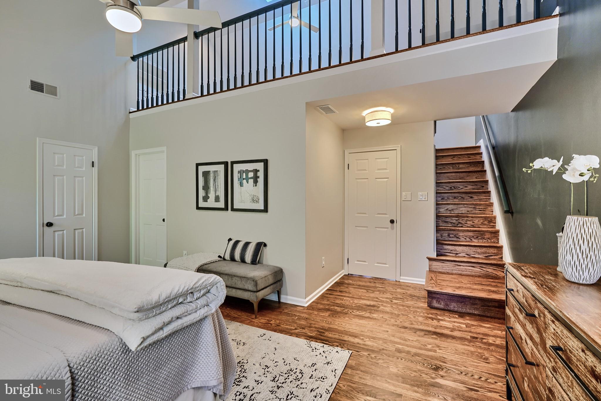 ALTA VISTA - Residential