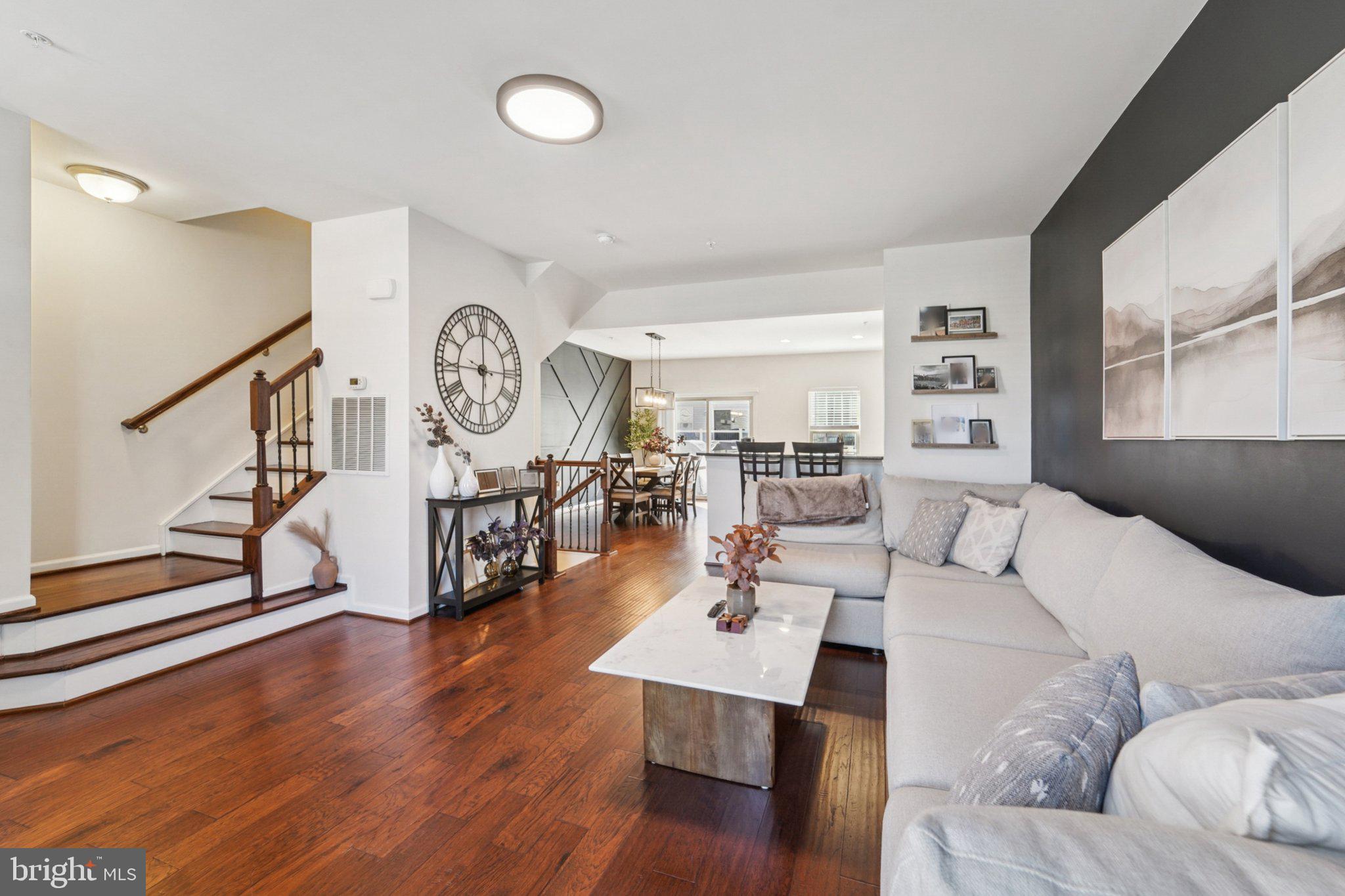 O'DONNELL SQUARE - Residential