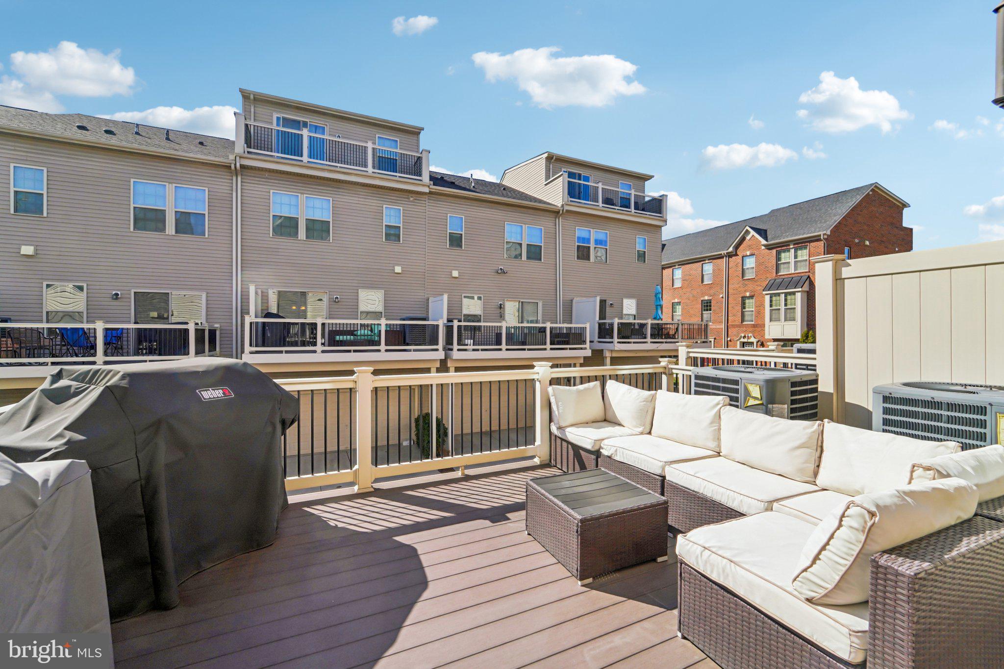 O'DONNELL SQUARE - Residential