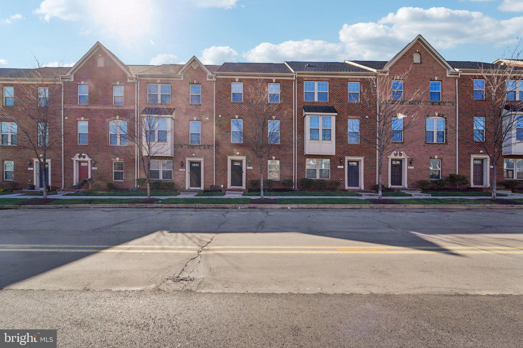 O'DONNELL SQUARE - Residential