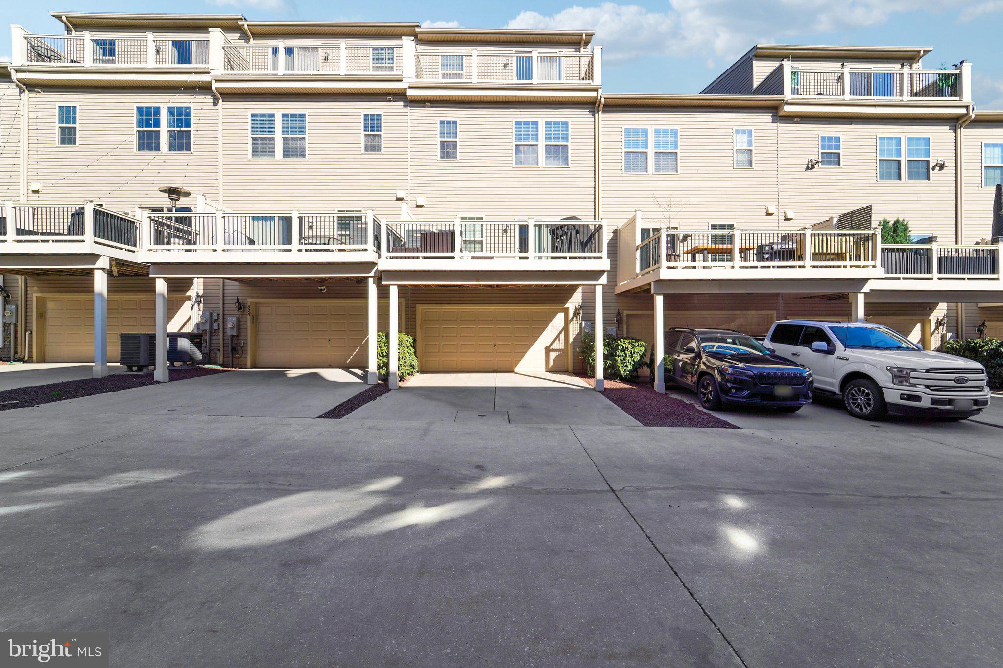 O'DONNELL SQUARE - Residential