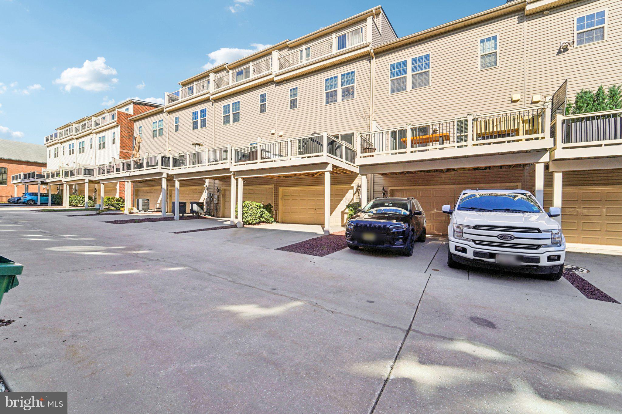 O'DONNELL SQUARE - Residential