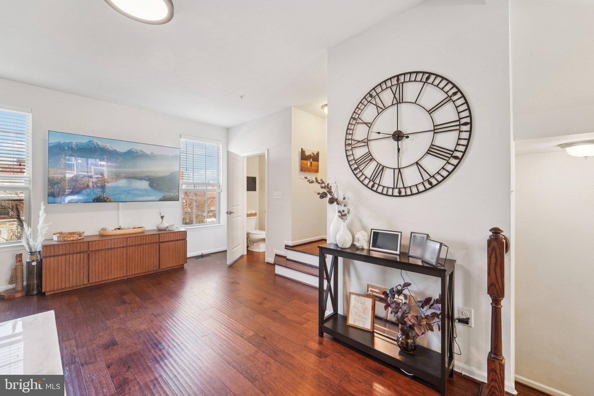 O'DONNELL SQUARE - Residential
