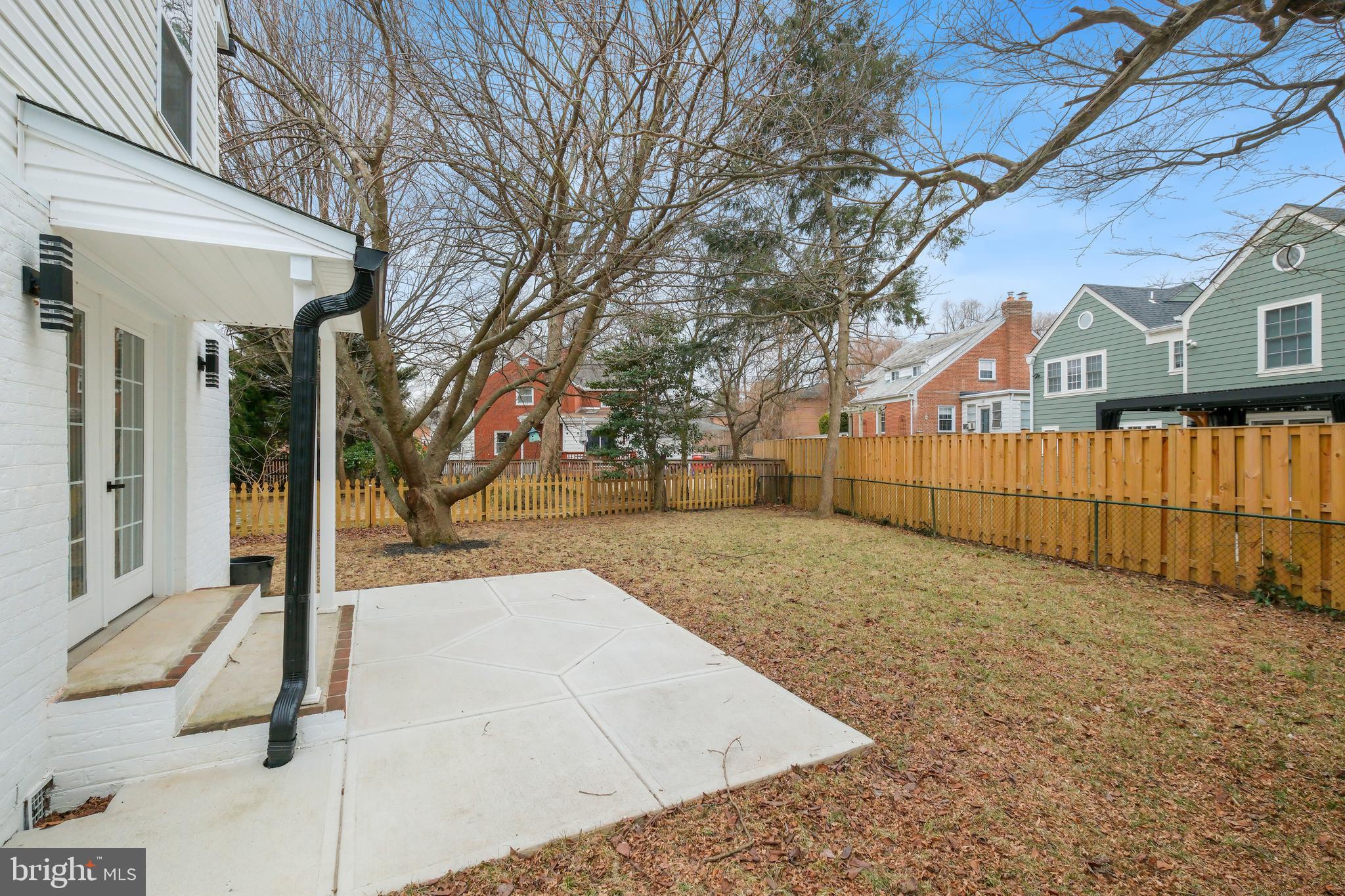 WOODSIDE FOREST - Residential