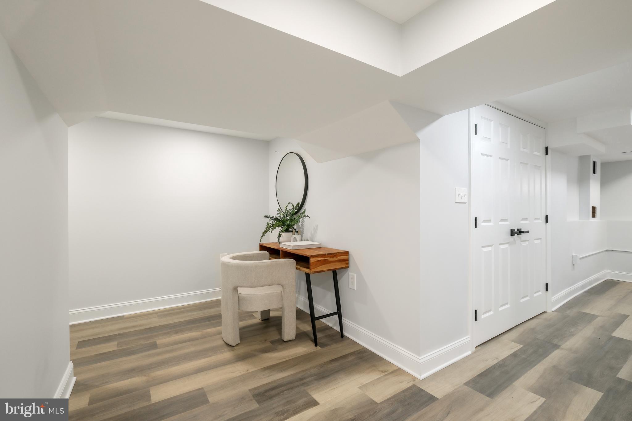 WOODSIDE FOREST - Residential