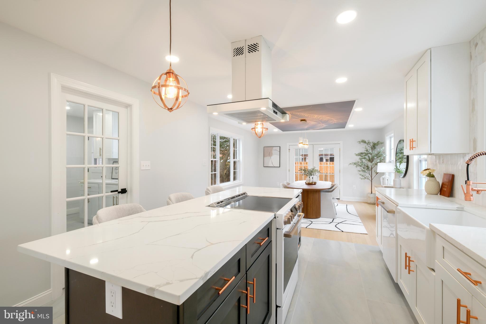 WOODSIDE FOREST - Residential