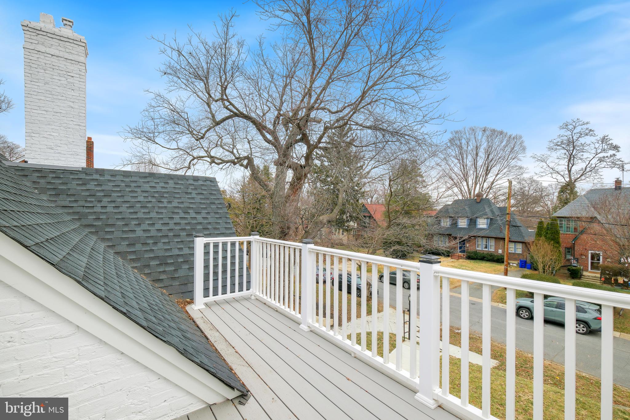 WOODSIDE FOREST - Residential