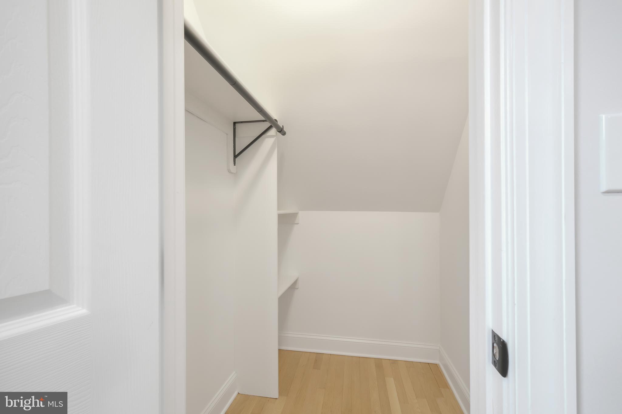 WOODSIDE FOREST - Residential