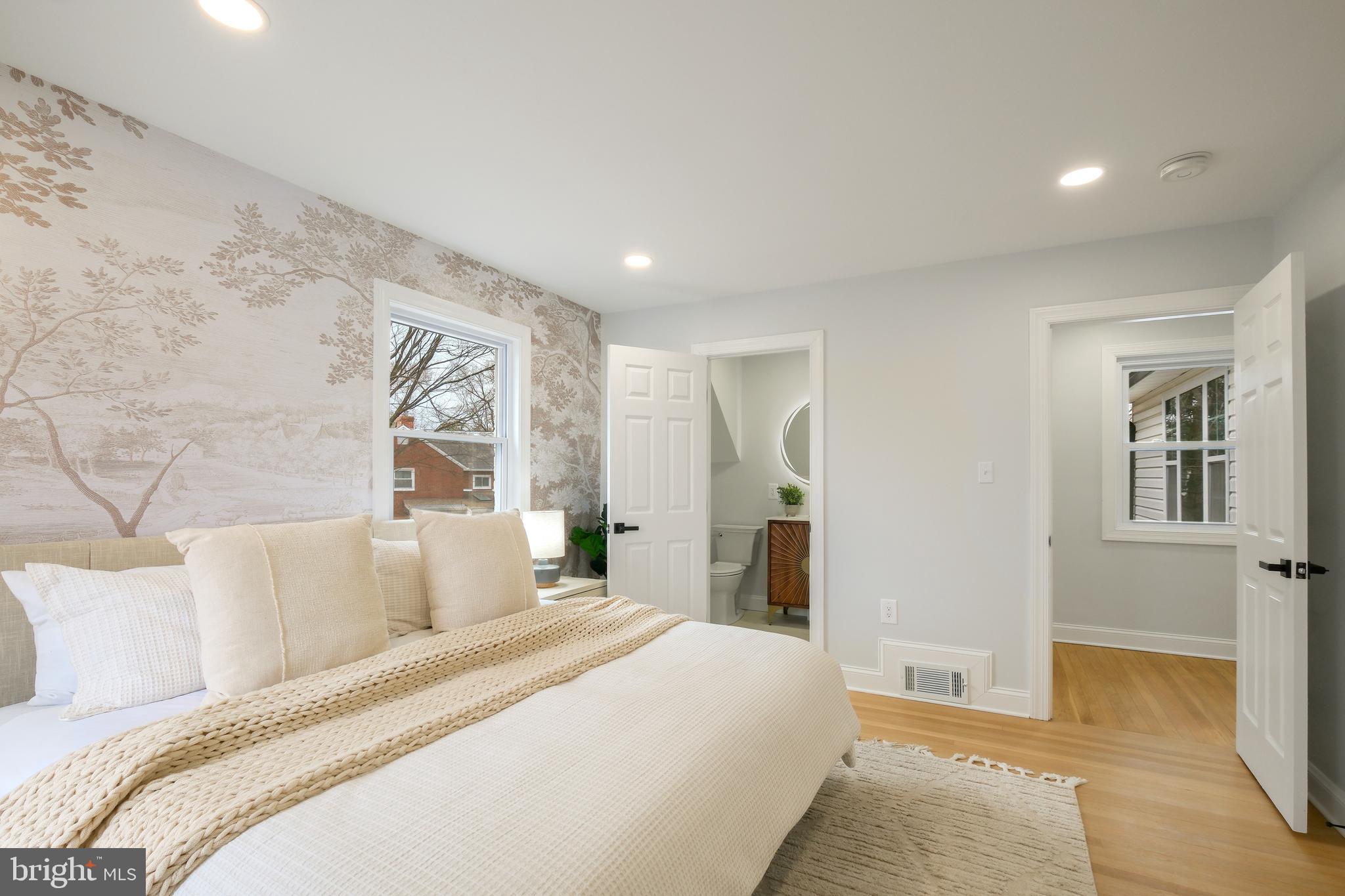 WOODSIDE FOREST - Residential