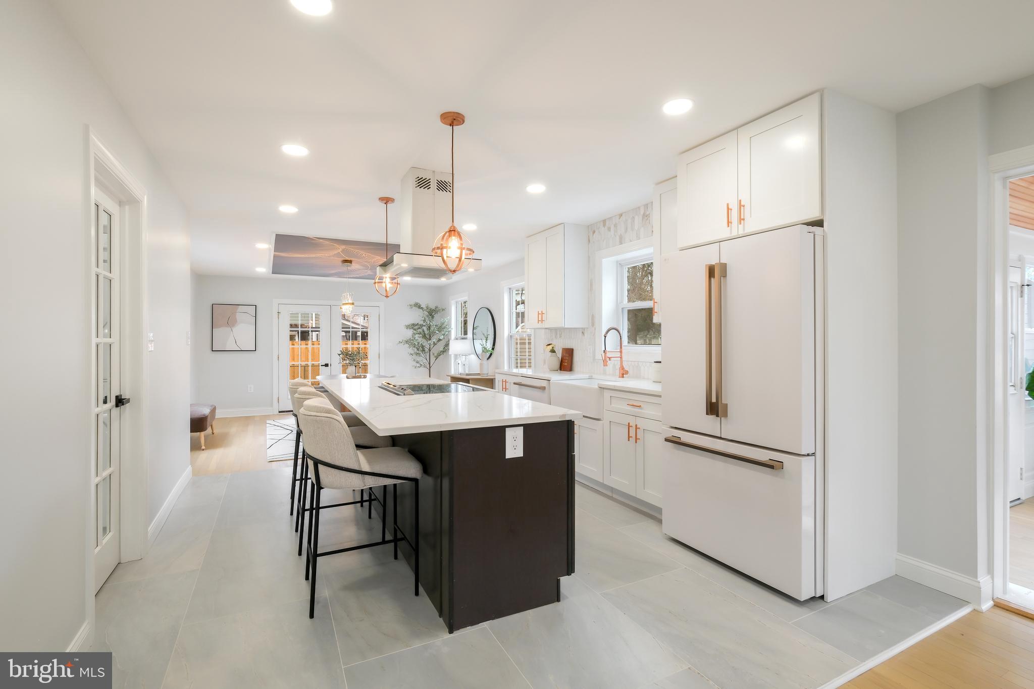 WOODSIDE FOREST - Residential