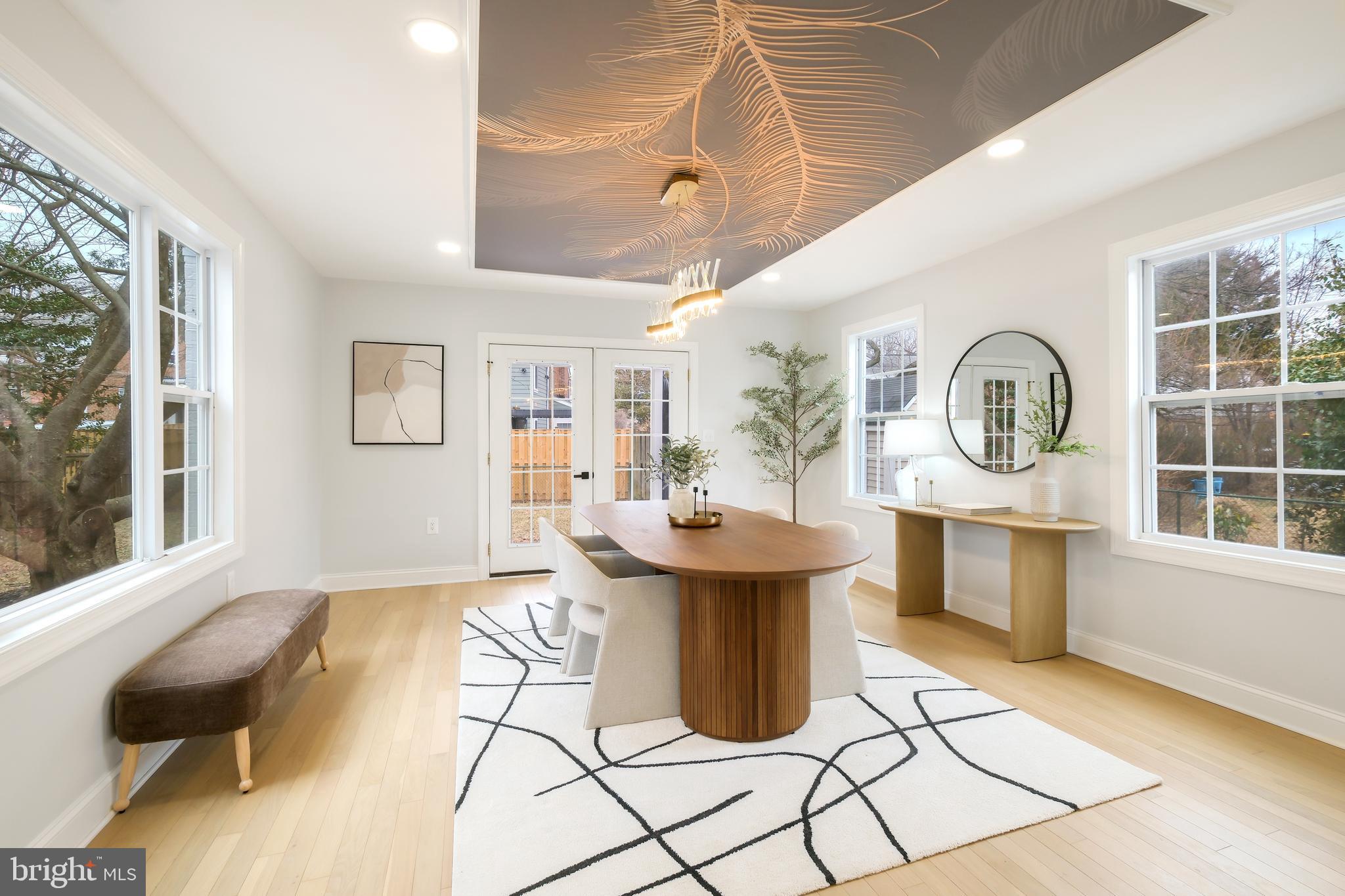 WOODSIDE FOREST - Residential