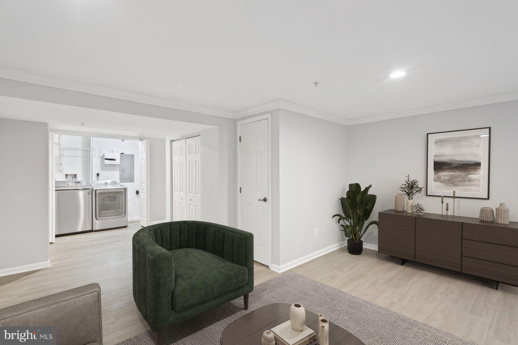 SEVEN OAKS - Residential Lease