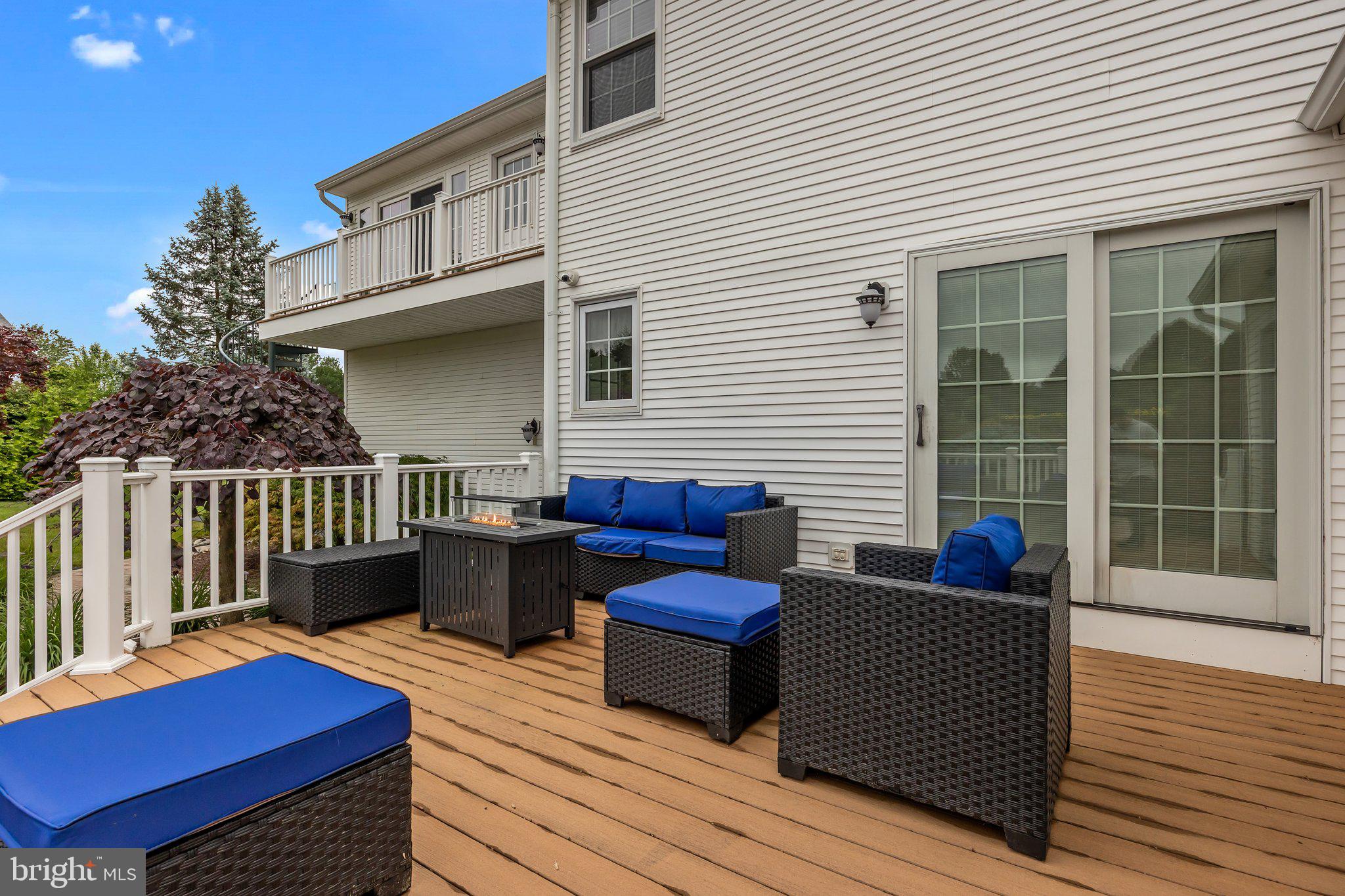 HOLLAND RIDGE - Residential