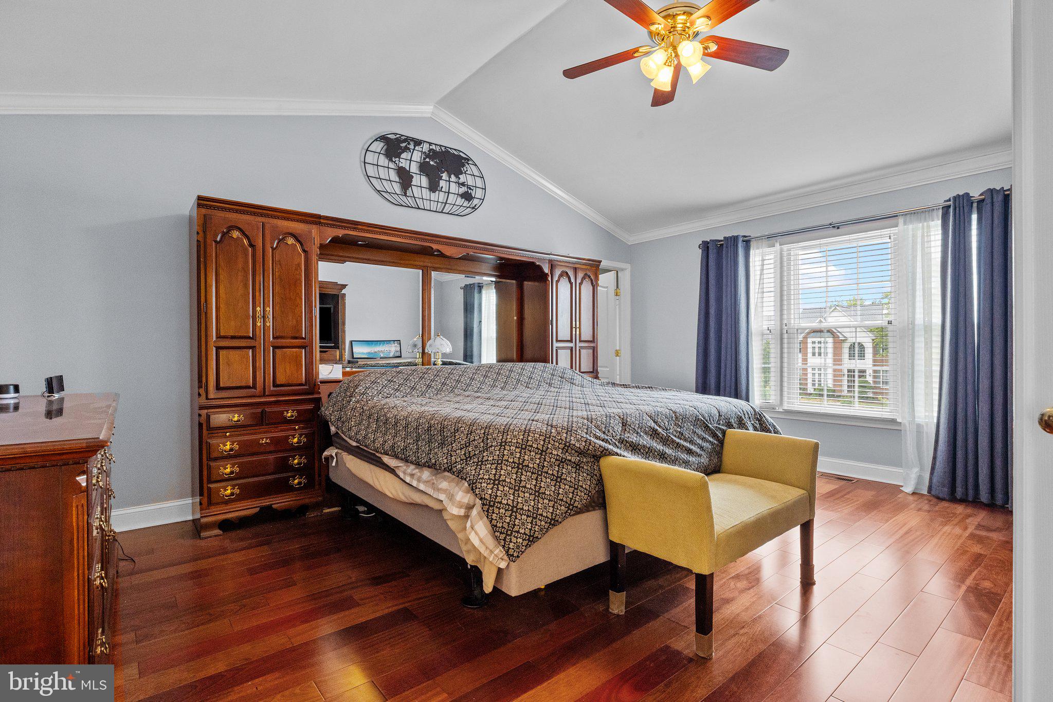 HOLLAND RIDGE - Residential