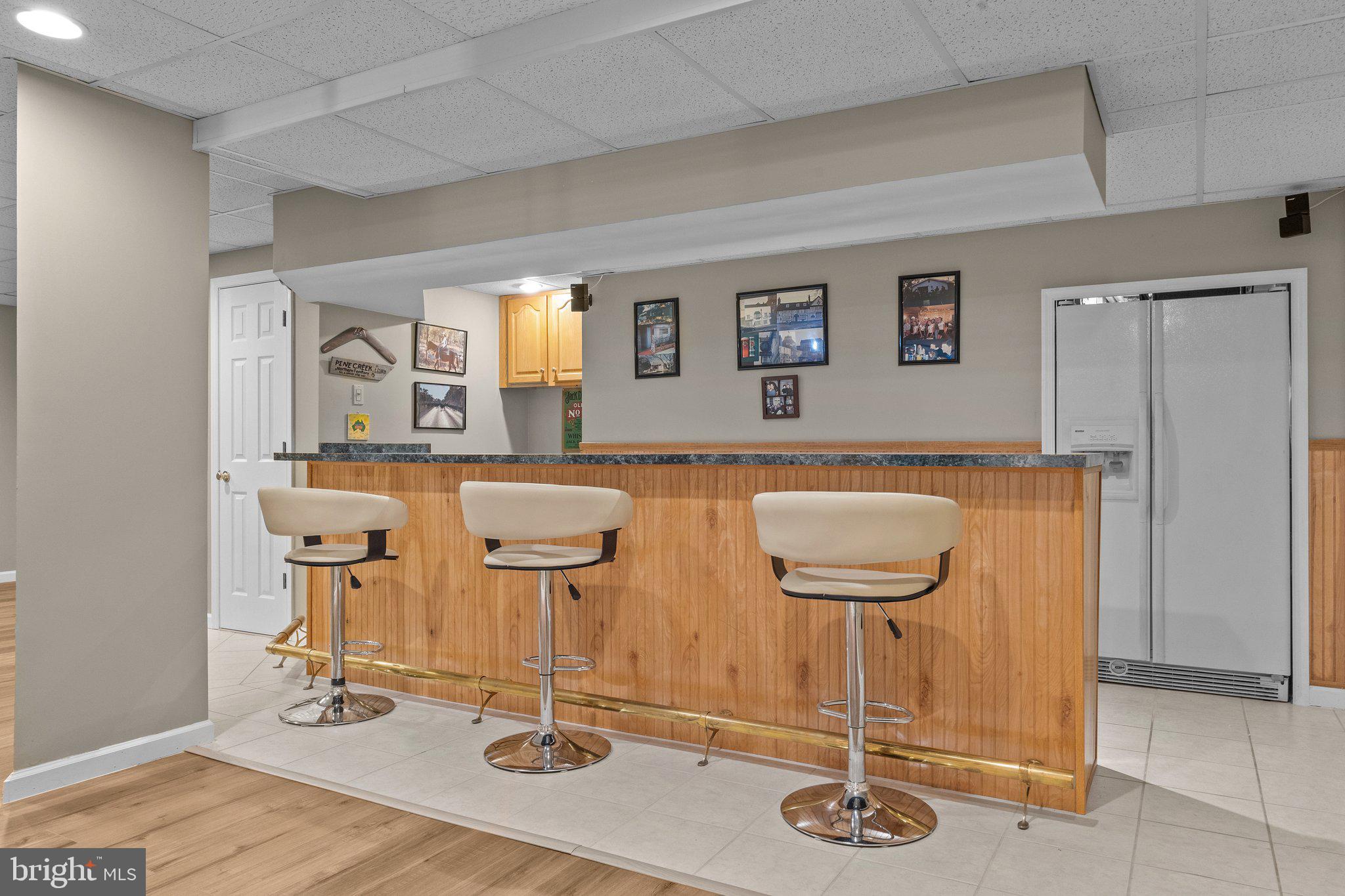 HOLLAND RIDGE - Residential