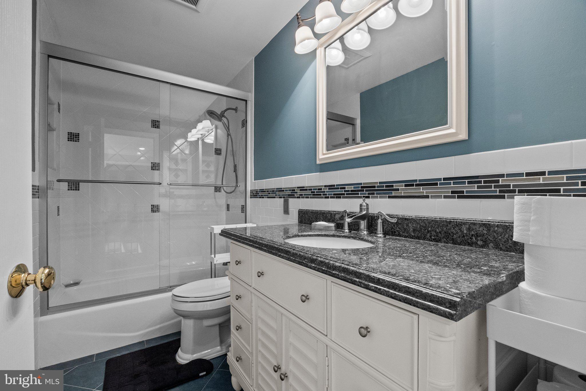 HOLLAND RIDGE - Residential