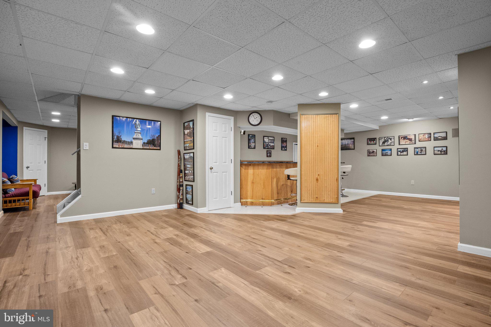 HOLLAND RIDGE - Residential