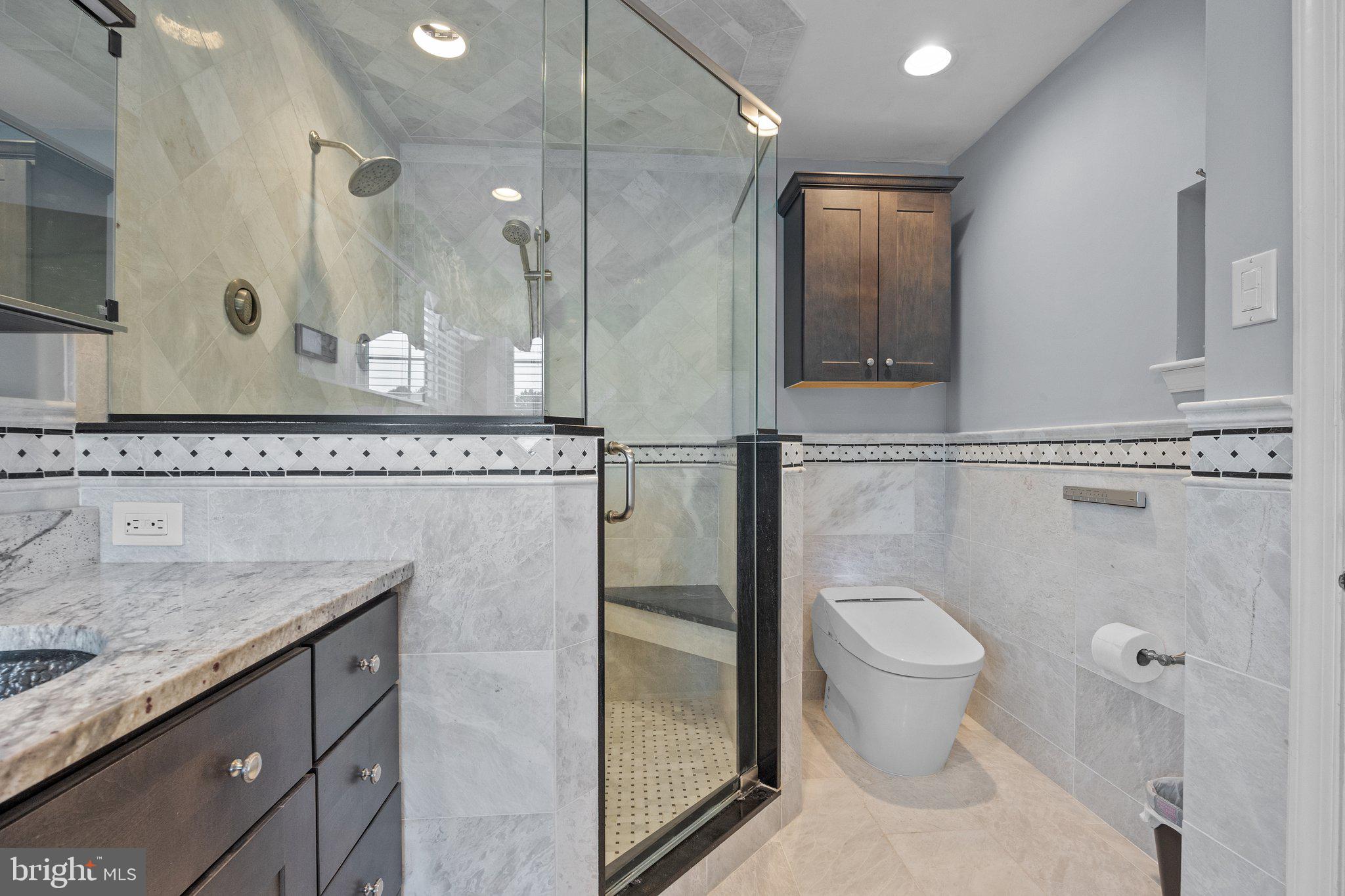 HOLLAND RIDGE - Residential