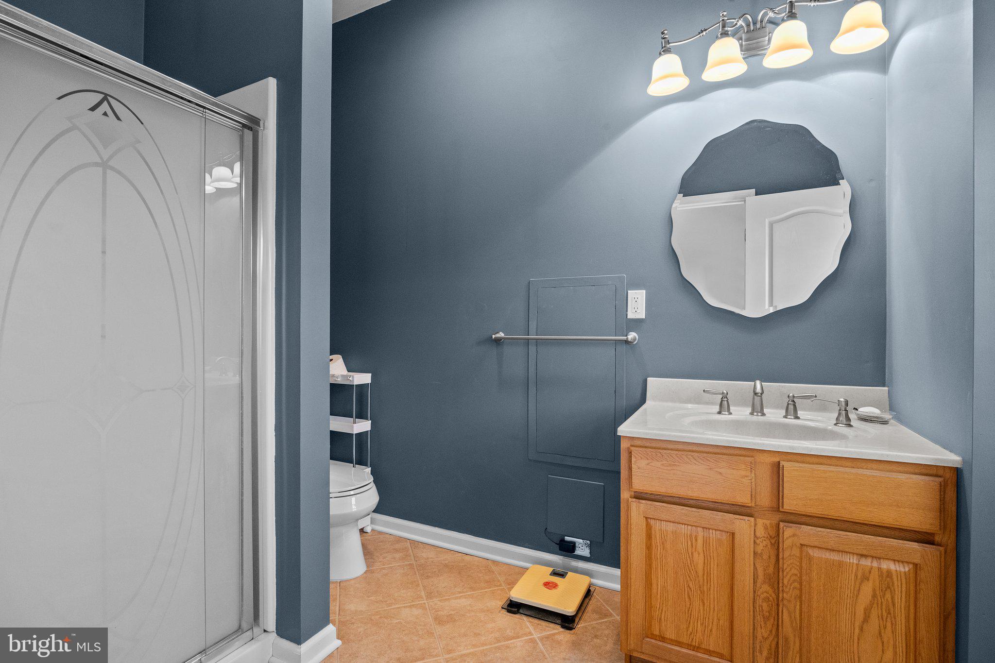 HOLLAND RIDGE - Residential