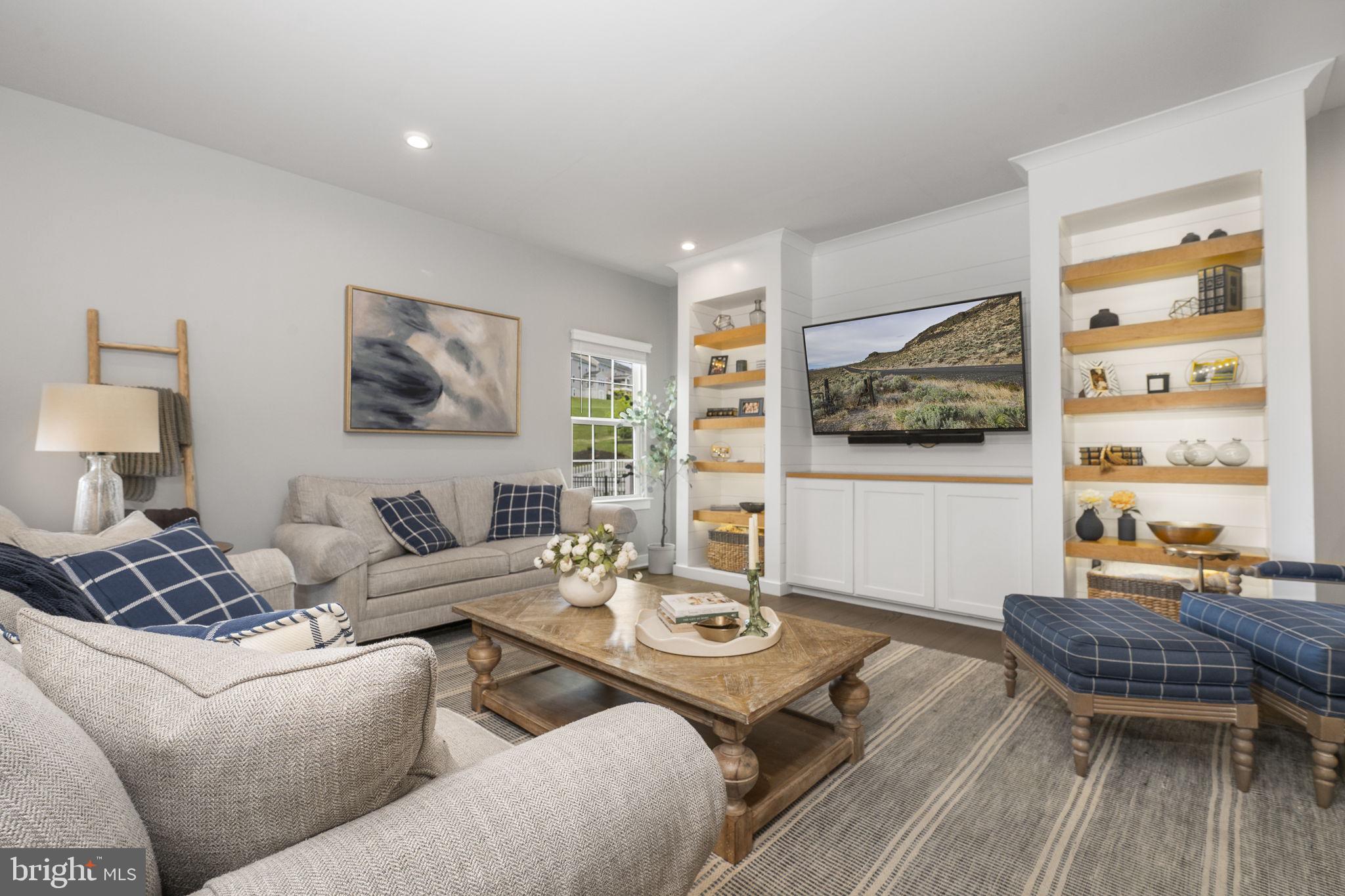 BRADFORD WALK - Residential