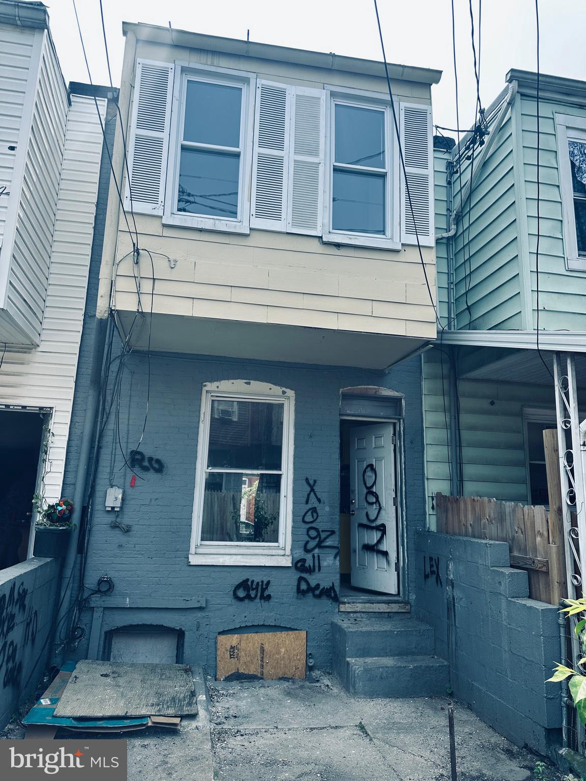 WASHINGTON VILLAGE - Residential