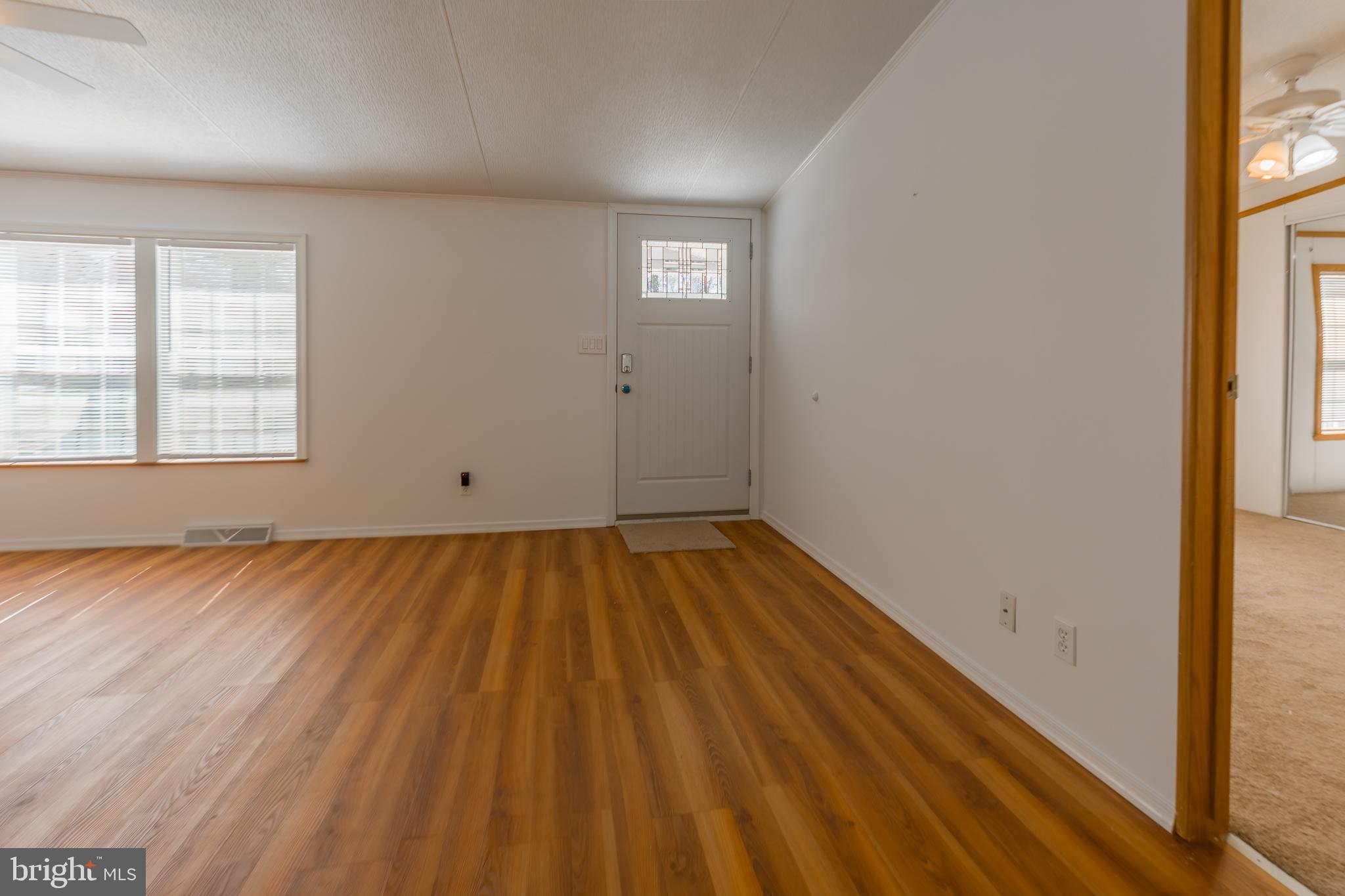 SHERWOOD ACRES - Residential