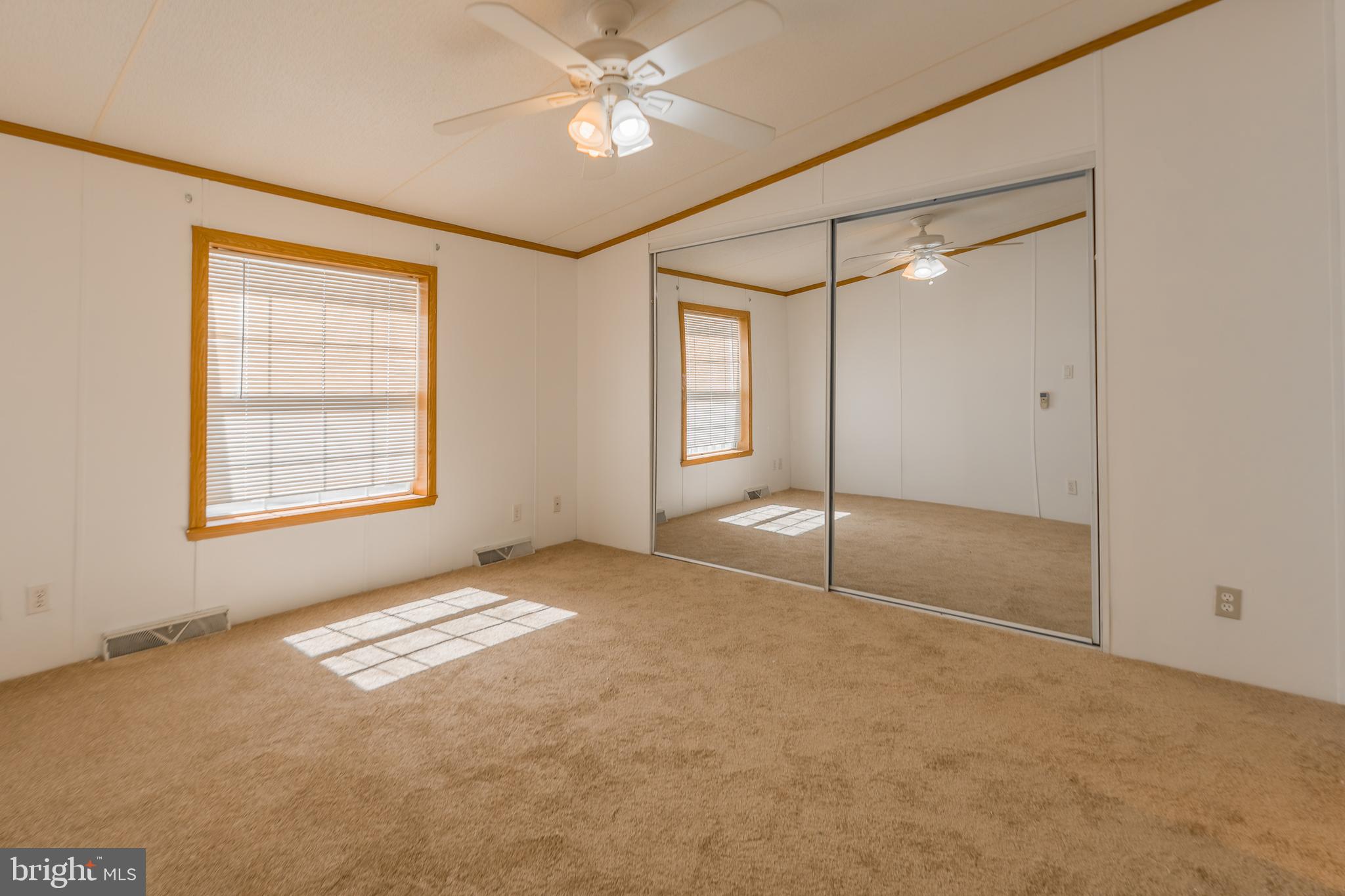 SHERWOOD ACRES - Residential