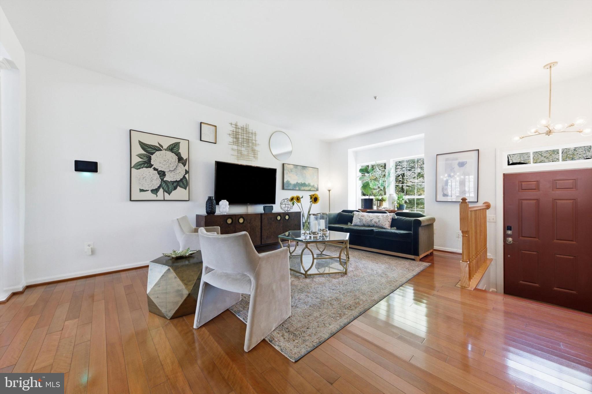 20934 MOUNTAIN LAKE TERRACE 1903