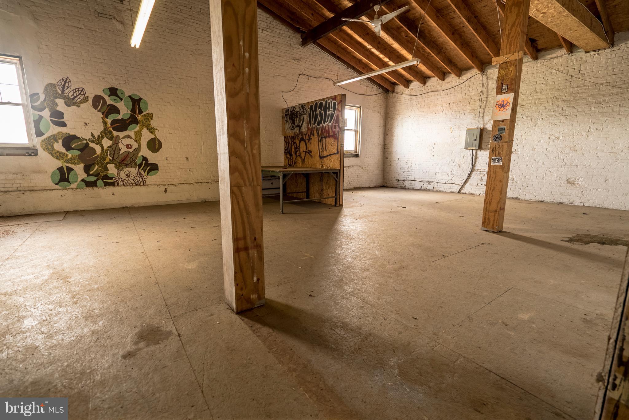 OLDE KENSINGTON - Commercial Sale